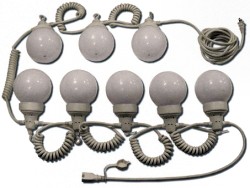 String Lights (30' White Globe)